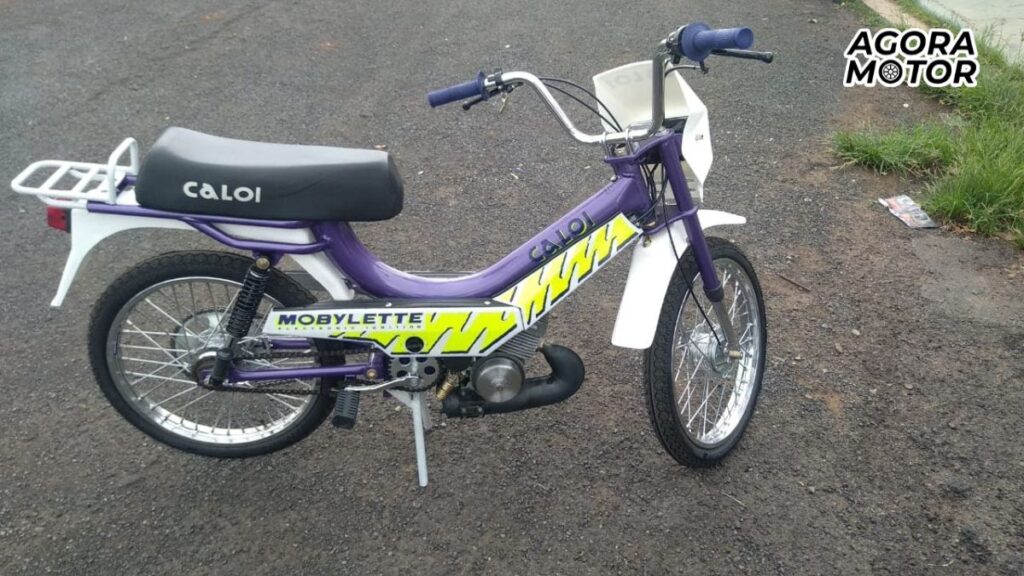 Uma Mobilete 1994