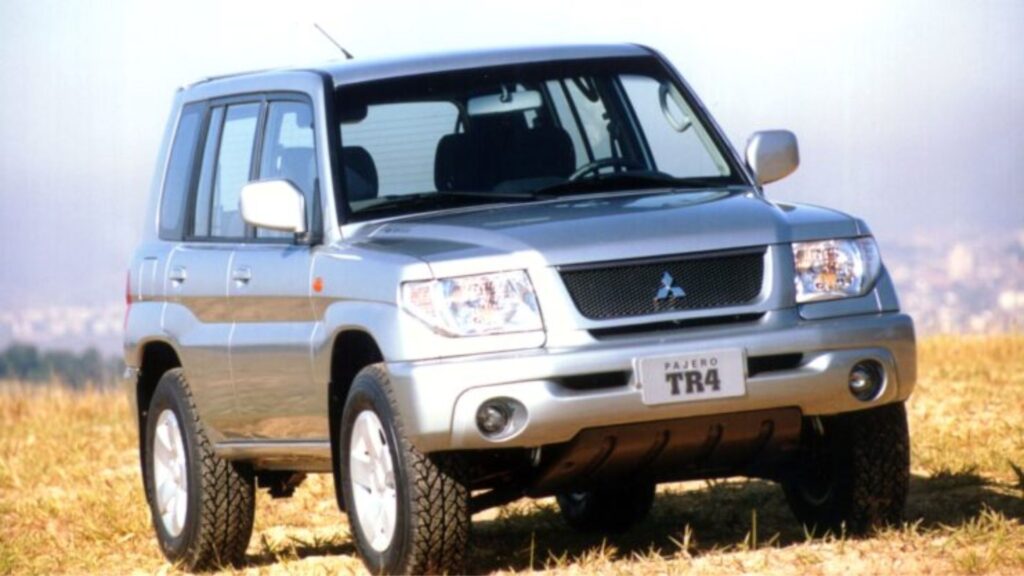 Pajero TR4 2006