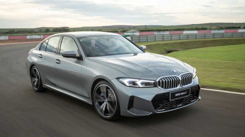 BMW 320iA Zero KM