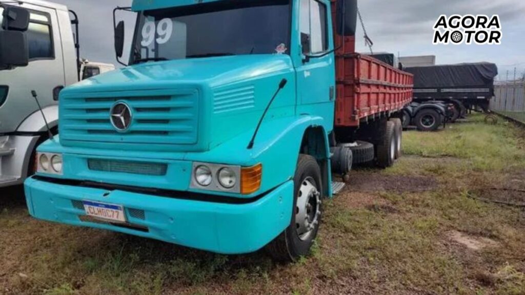 Um LK-1620 1999 verde