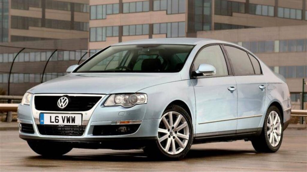 Passat 2005.