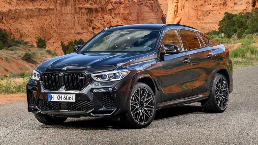 BMW X6 2022.