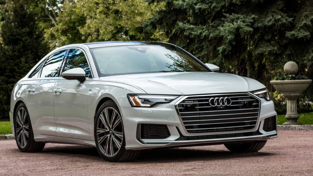Audi A6 2020.