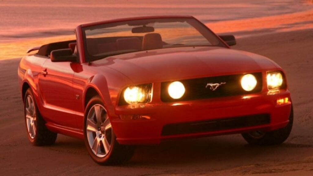 Mustang 2006.