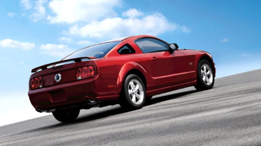 Mustang 2008.