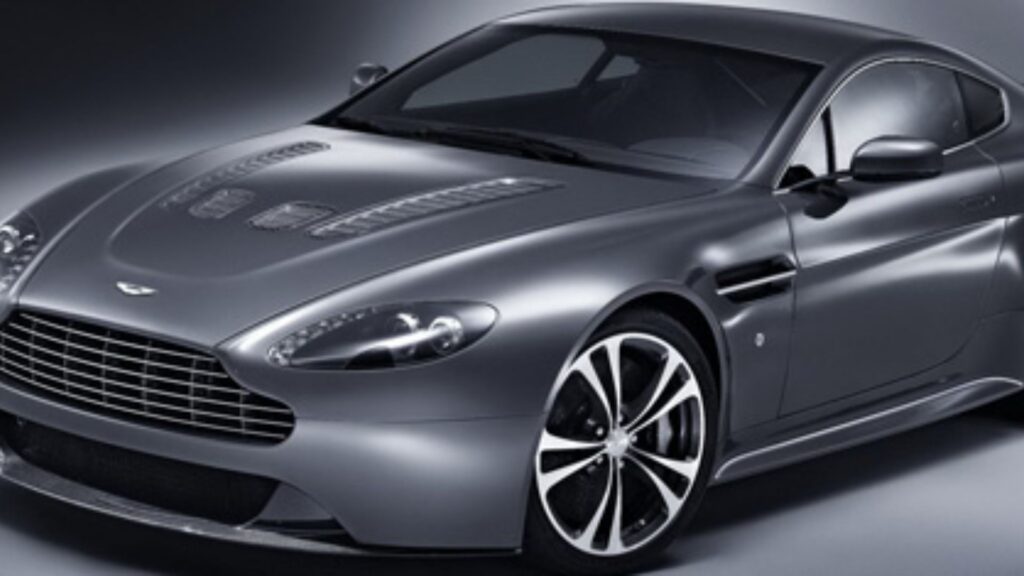 Aston Martin Vantage 2010.