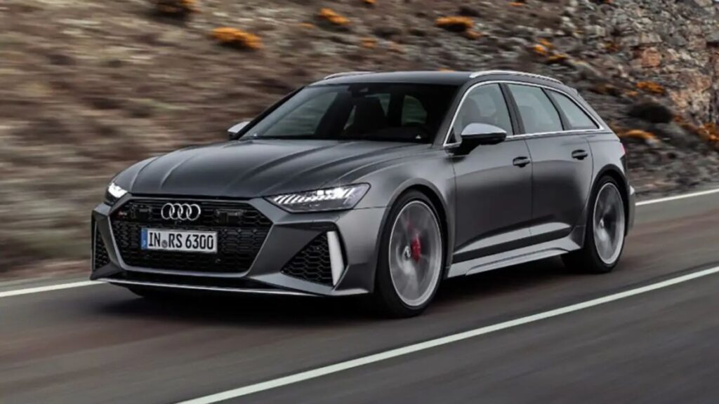 Audi RS6 2021.