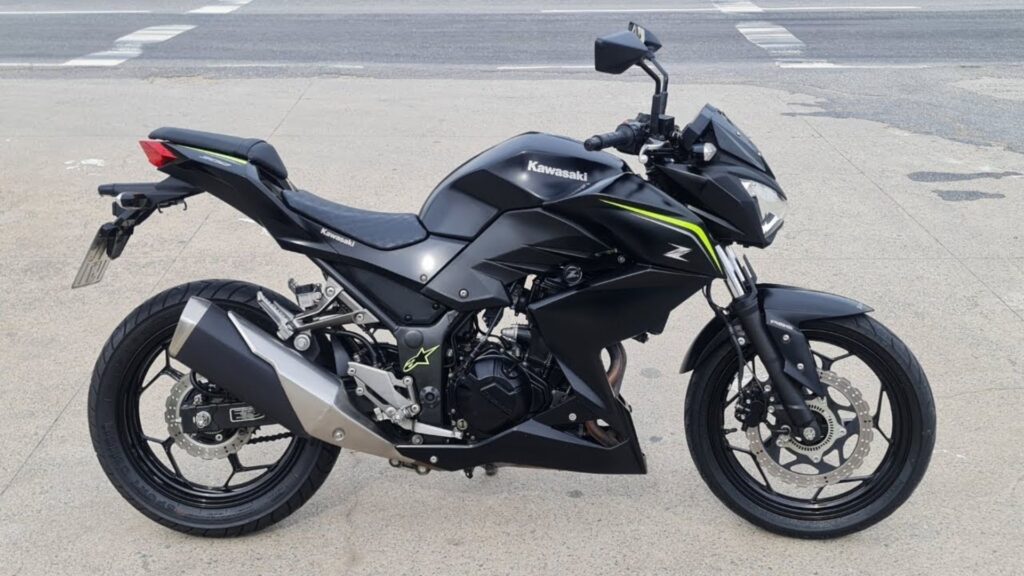 Kawasaki Z 300 2019.