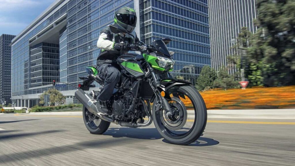 Kawasaki Z 400 Zero KM.