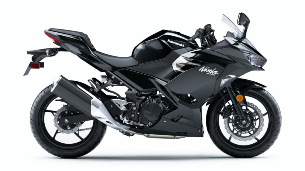 Ninja 400 2021.