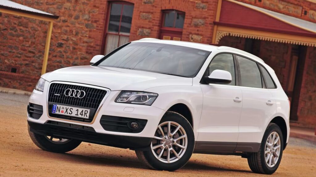 Audi Q5 2011.