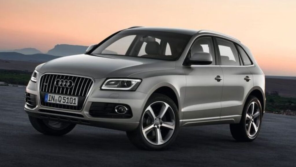 Audi Q5 2015.