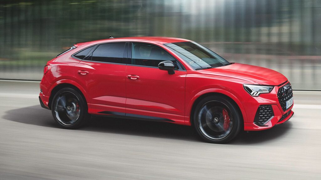 Audi RS Q3 2021.