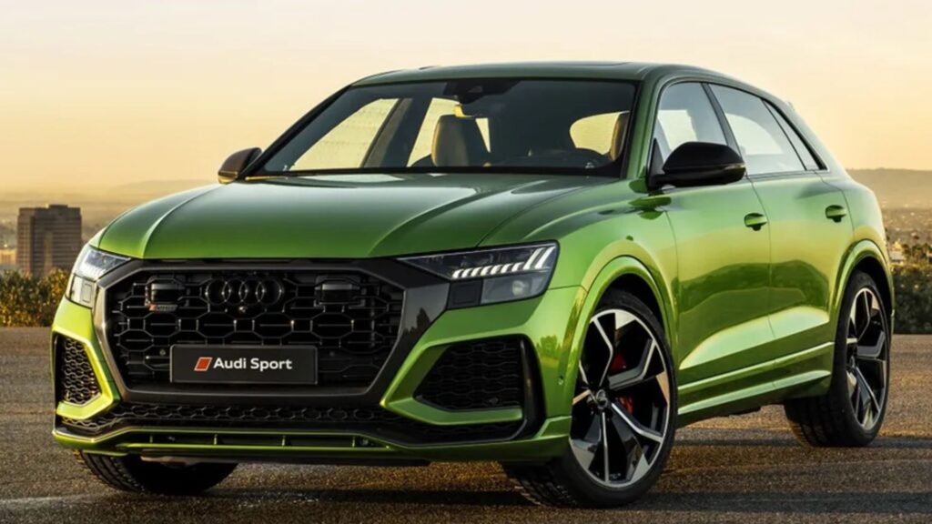 Audi RS Q8 2021.