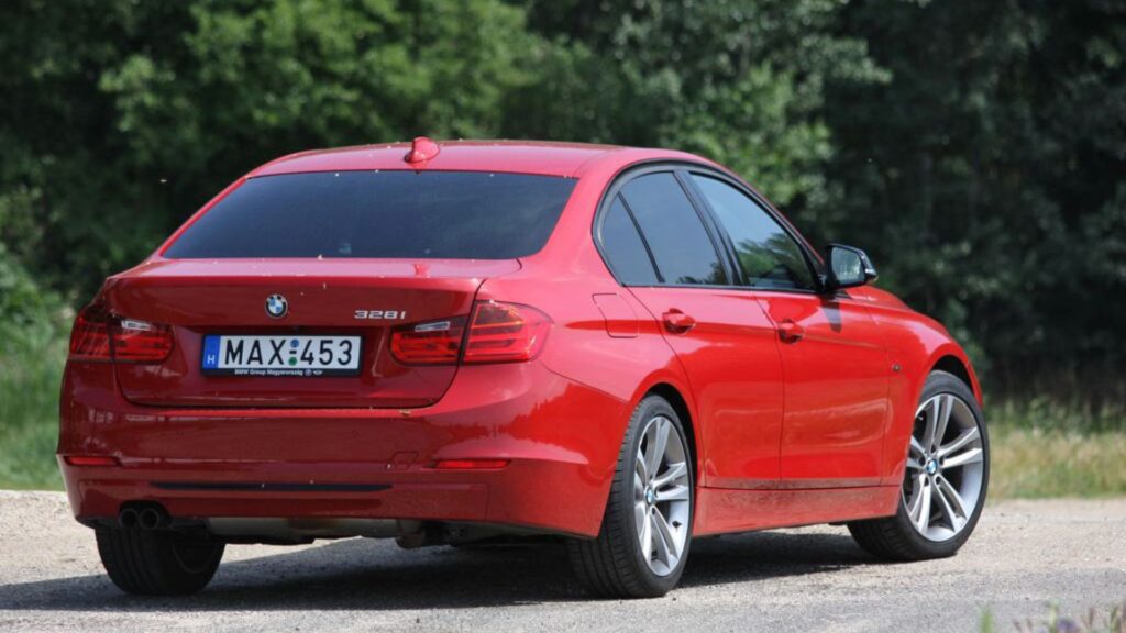 BMW 328iA 2015.