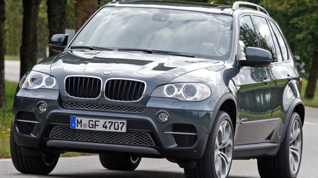 BMW X5 2013.