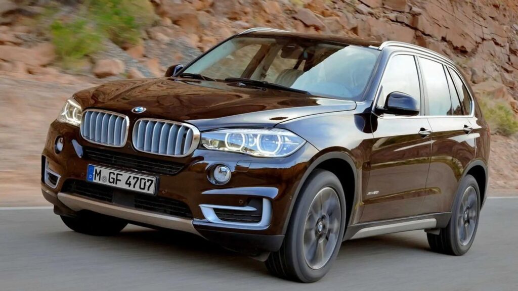 BMW X5 2017.