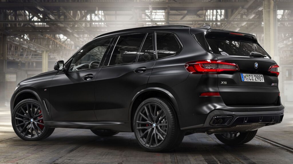 BMW X5 2021.