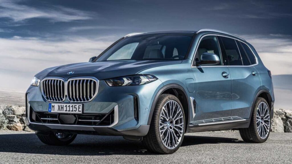BMW X5 2023.