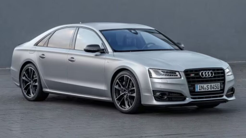 Audi S8 2016