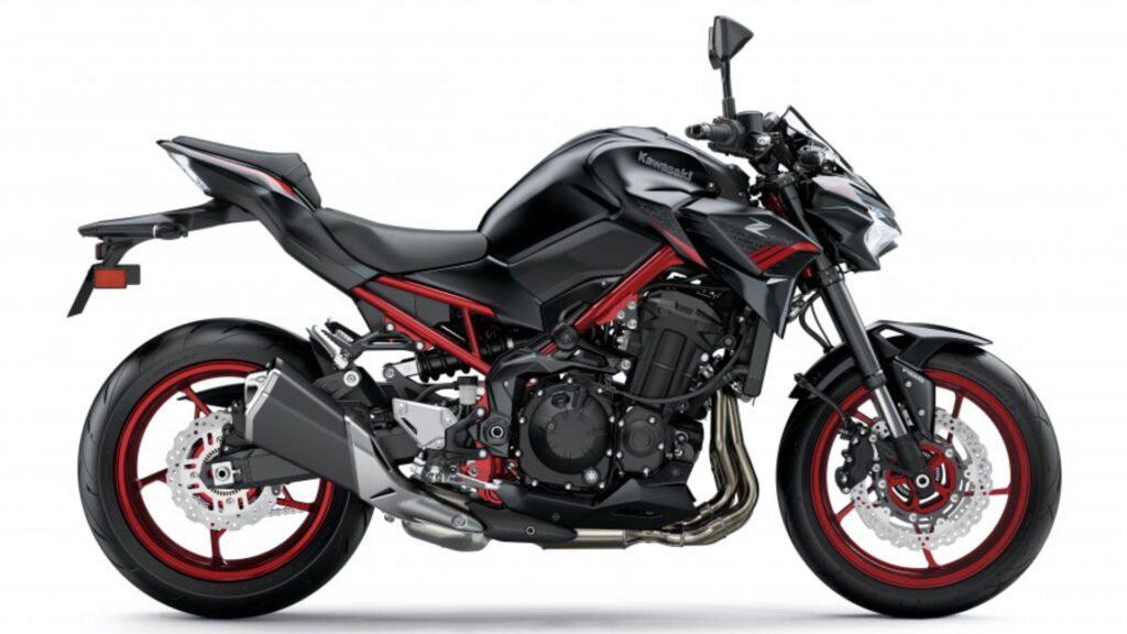 Kawasaki Z 900 2021
