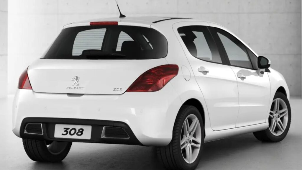 Peugeot 308 2012.