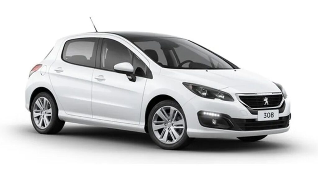 Peugeot 308 2015.