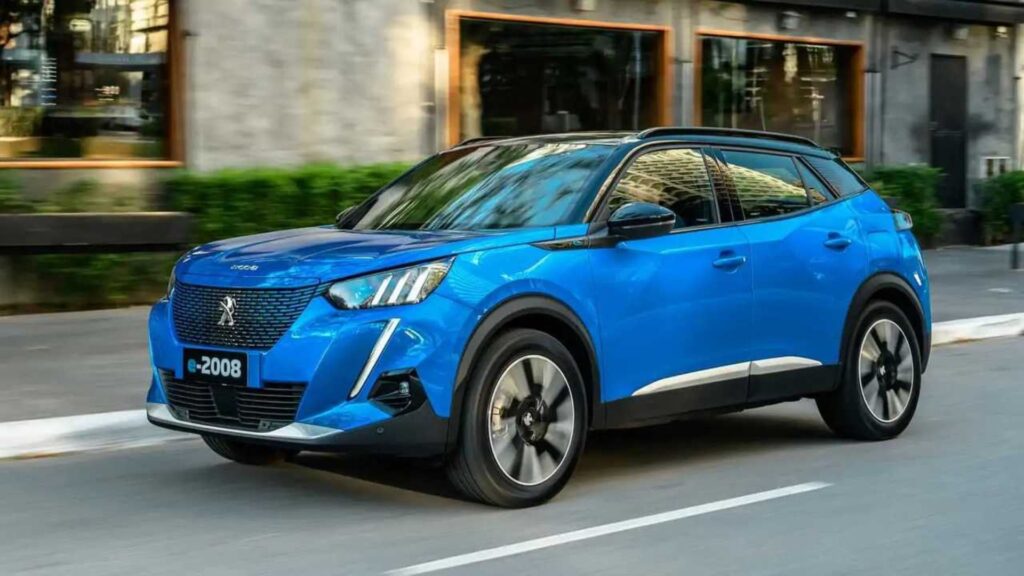 Peugeot e-2008 2023