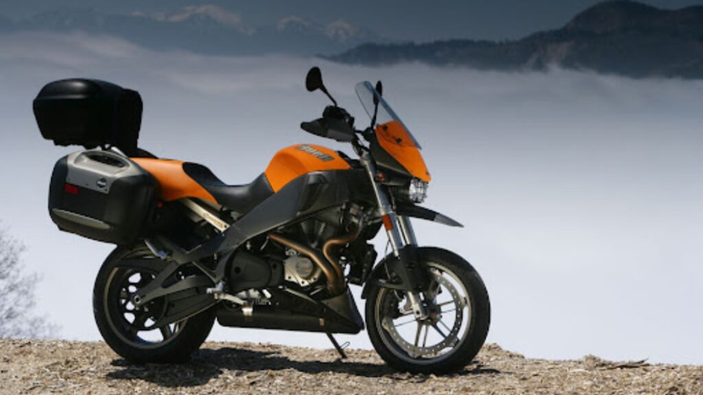 Buell Ulisses 2007 em motanha.