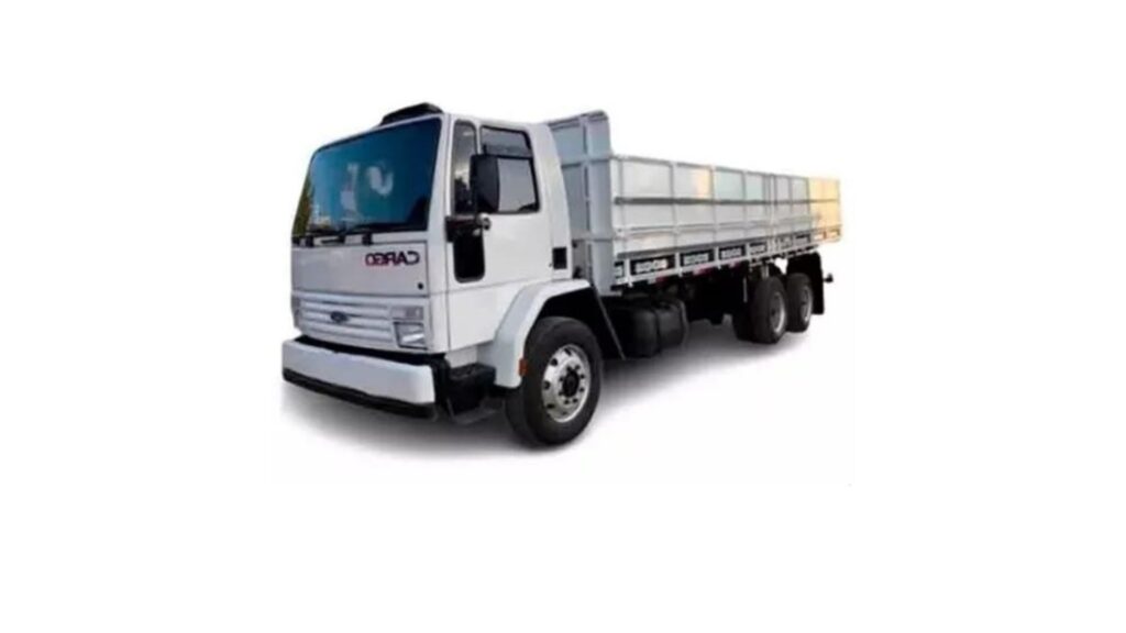 Ford Cargo 1422 1999 branco em fundo branco.