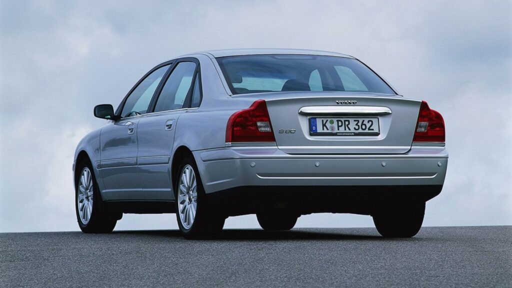Volvo S80 2004