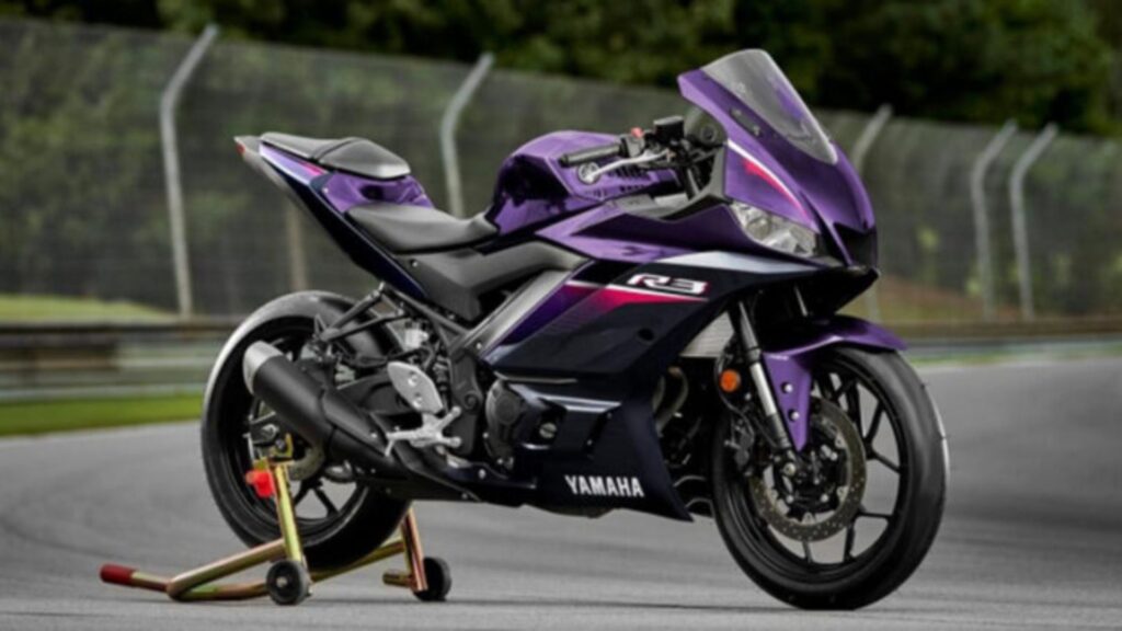 Yamaha R3 2023