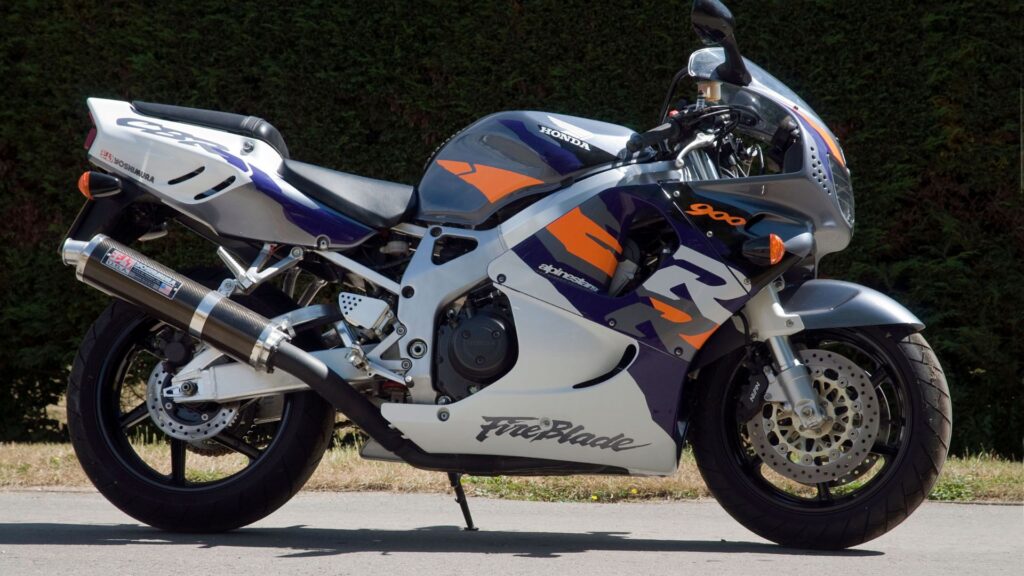 CBR 900 RR Fire Blade 1996