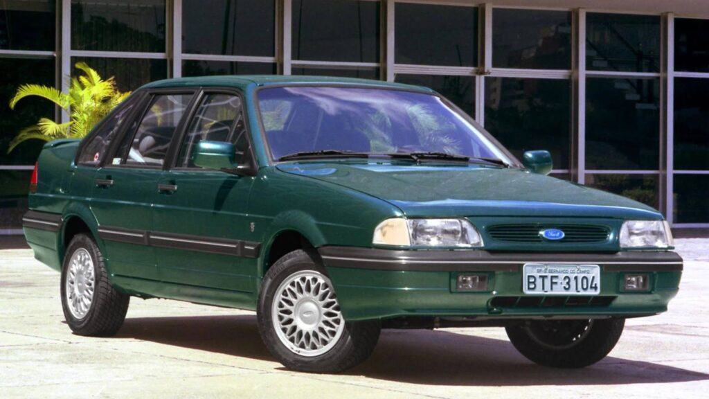 Ford Versailles 1991