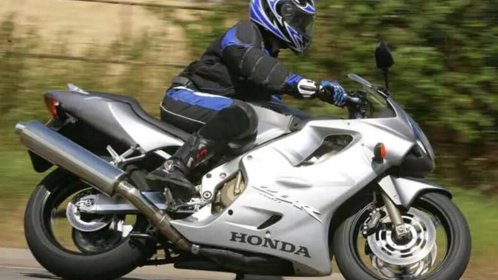 Honda 600 F 2000