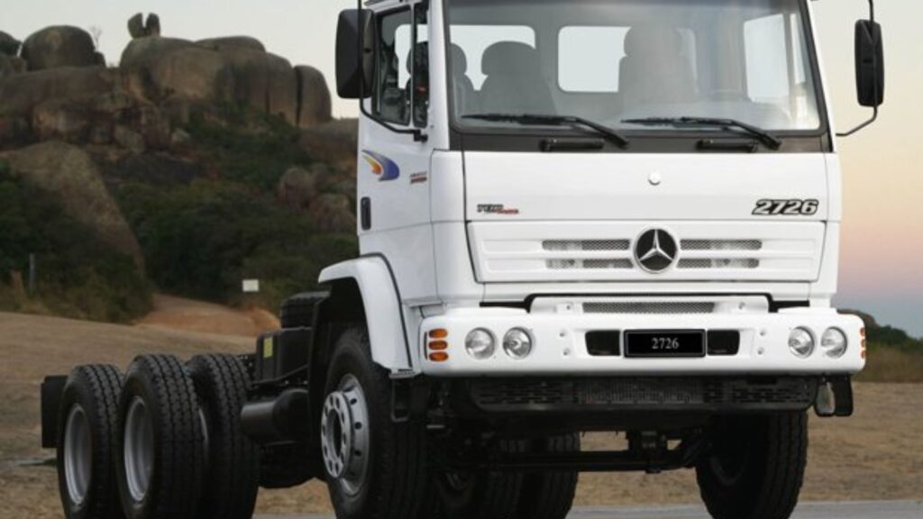 Mercedes-Benz 2726 2011