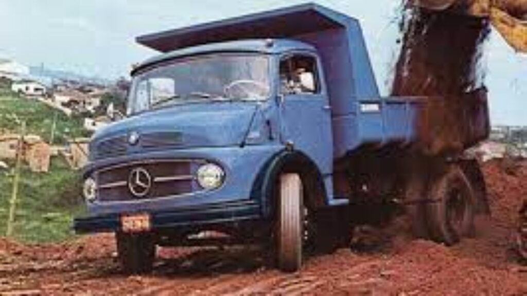 Mercedes-Benz L-2318 1994