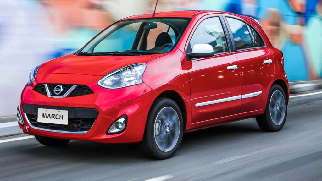 Nissan March 2016