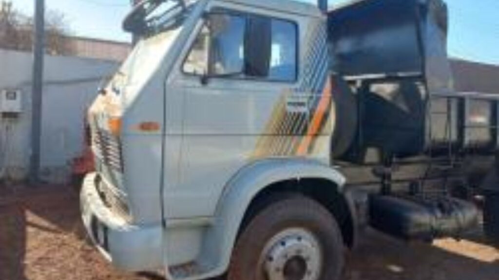 Volkswagen 11-140 1989 