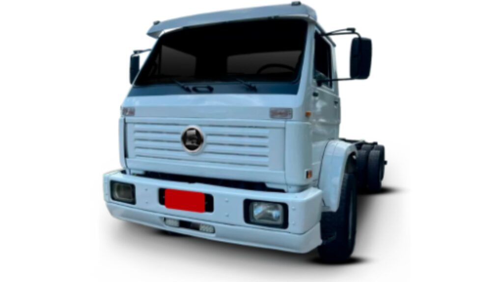 Volkswagen 16-220 2000