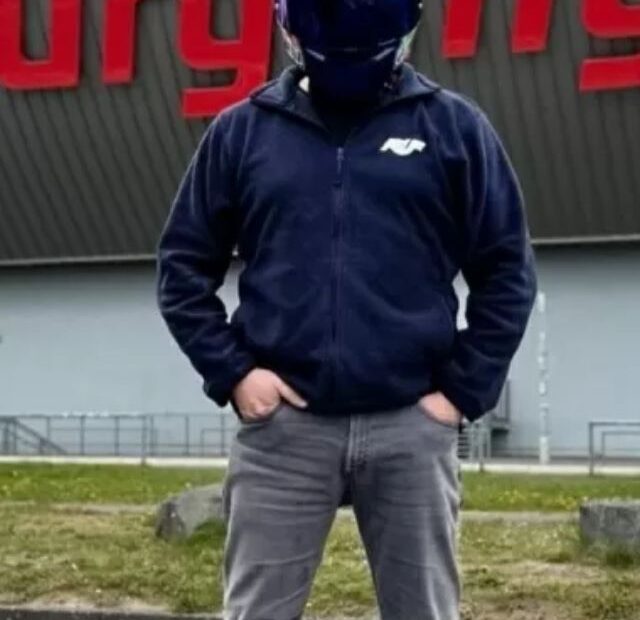 Junior dono da Bugatti