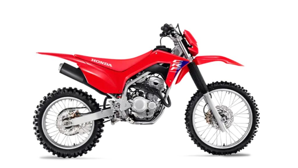 HONDA CRF 250 F 2021 vermelha com fundo branco.