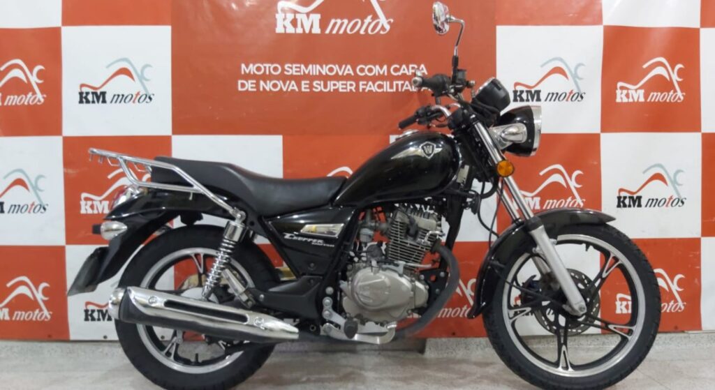 Haojue Chopper Road 150 2018 preta de lado.