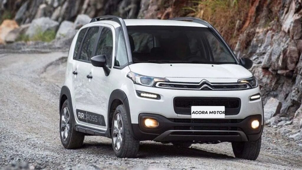 Citroën AIRCROSS 2021 branco na estrada de terra.