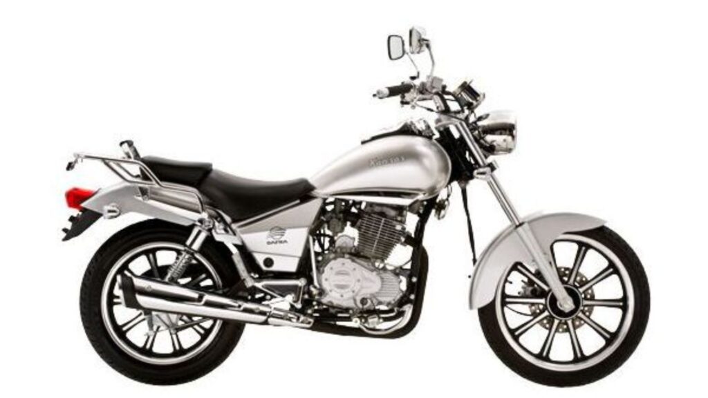 Dafra Kansas 150 2008 prata no fundo branco.