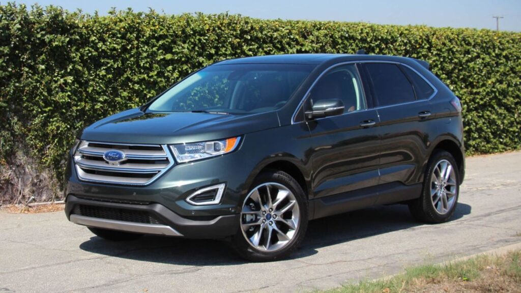 Ford EDGE 2015 cinza escuro.