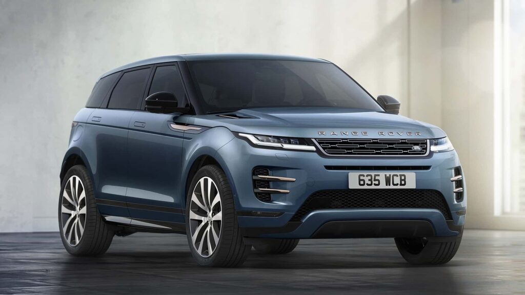 Land Rover Evoque 2023 azul na diagonal.