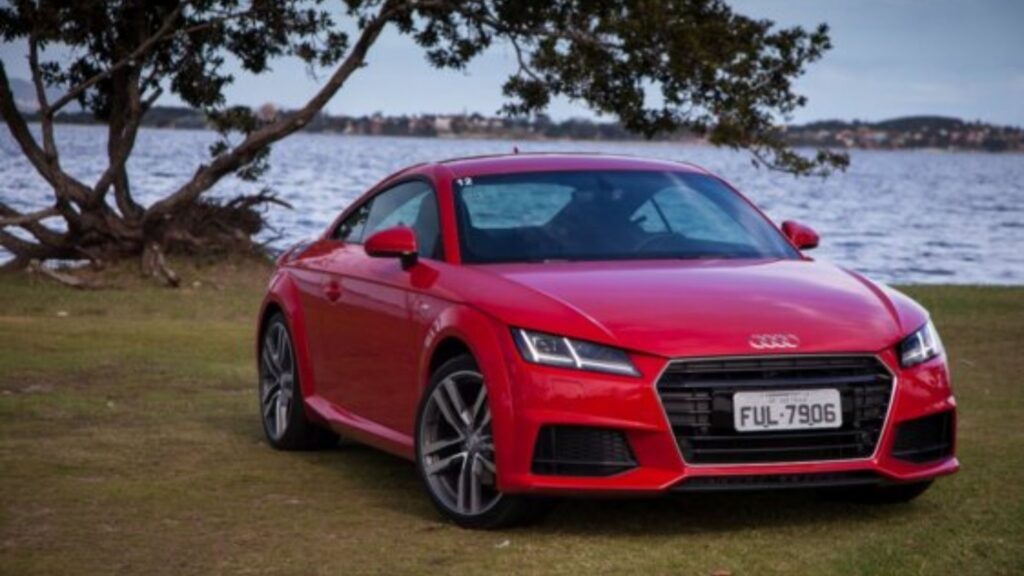 Audi TT 2015.