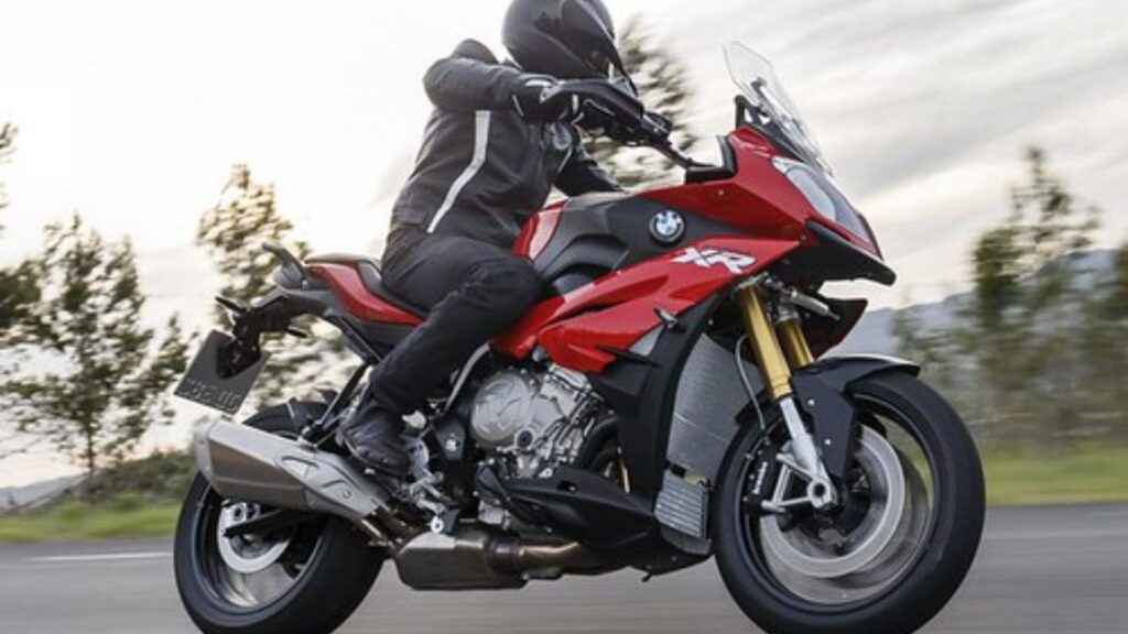 BMW S 1000 XR 2016.